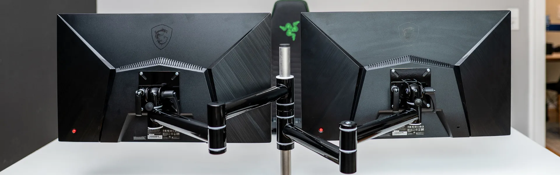 ErgoDesk Monitorhalter – starke Halterung für Doppelbildschirme Ergonomische Bildschirmhalterung von ErgoDesk für 2 Monitore